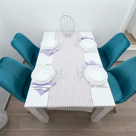 Stella Anna Apartment