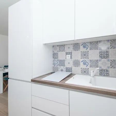 Stella Anna Apartment *