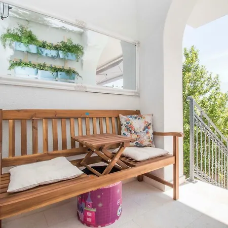 Apartman Stella Anna Podgora
