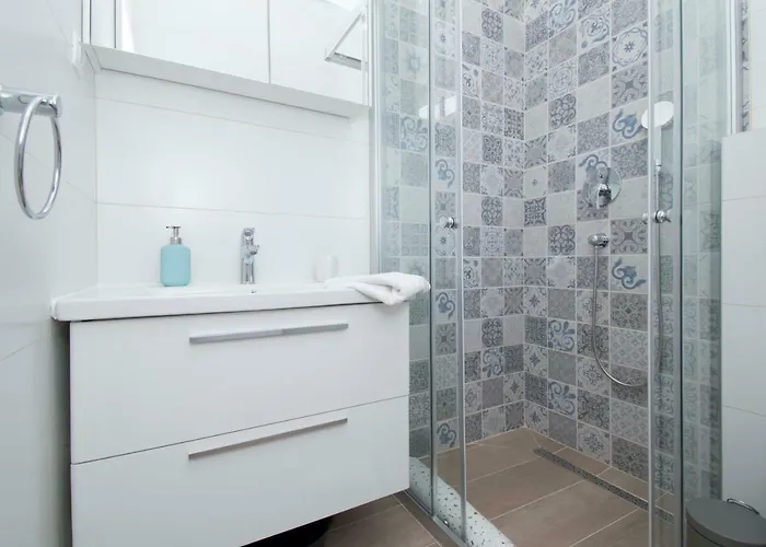 Stella Anna Апартаменты Подгора