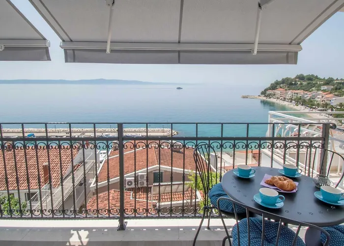 Апартаменты Stella Anna *